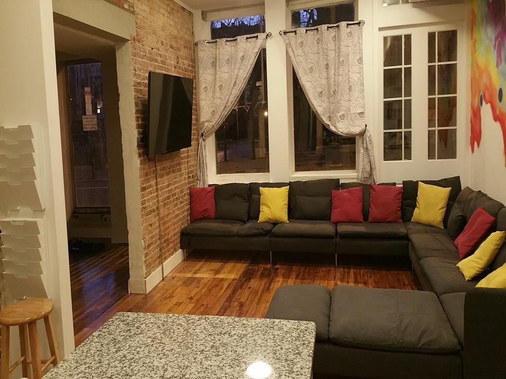 City House Hostel Филадельфия Экстерьер фото
